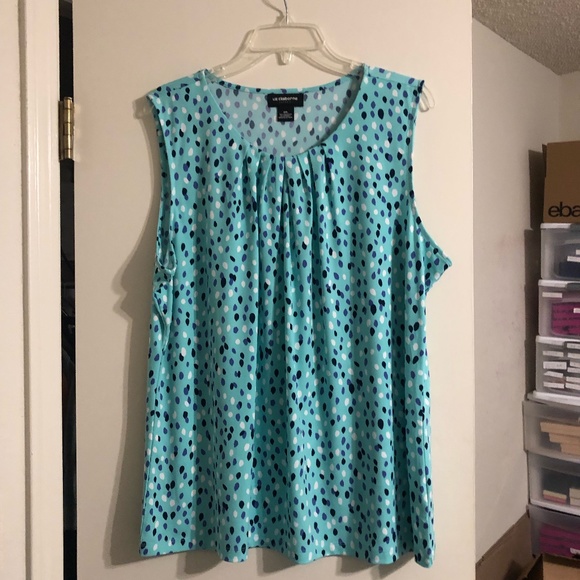 Liz Claiborne Spring Dotted Blouse - Picture 3 of 6